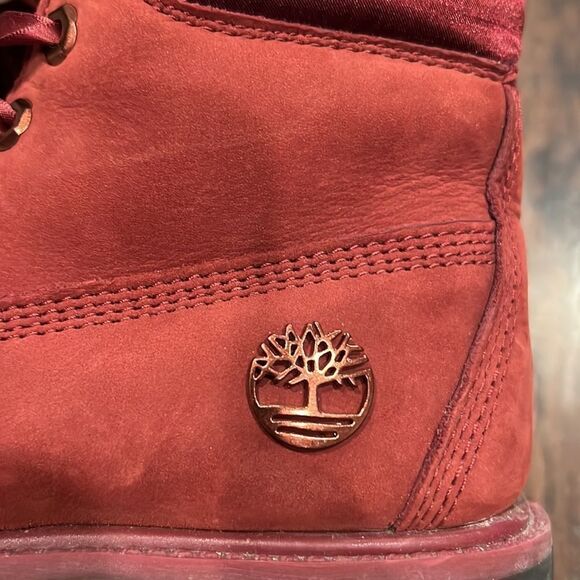 Premium Burgandy Red Timberlands with satin top and ribbon laces size 6 in EUC - Picture 4 of 11
